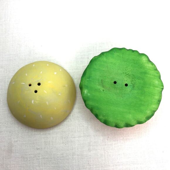 Albert E Price Inc 90s Ceramic Whimsical Hamburger Salt & Pepper Shaker Set - Picture 7 of 11